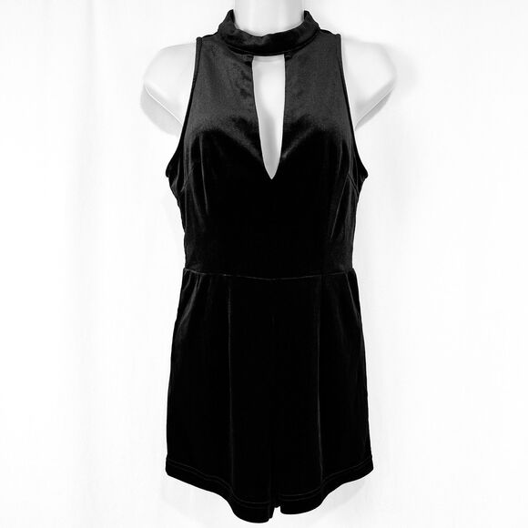 Forever 21 Velvet Sleeveless Romper Womens Small Black Choker Lace Back Party - Picture 1 of 16